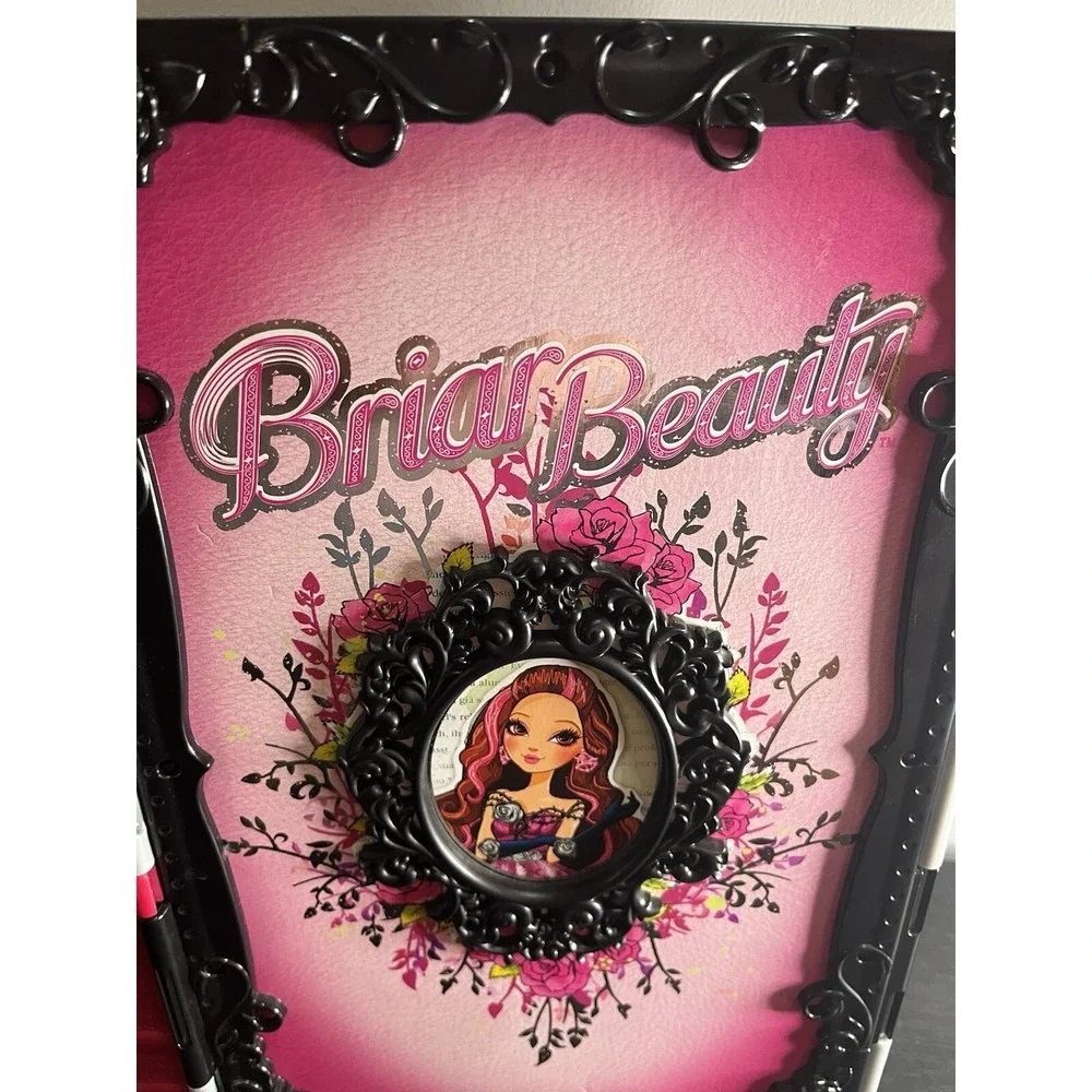 Mattel Ever After High Thronecoming Briar‎ Beauty Playset